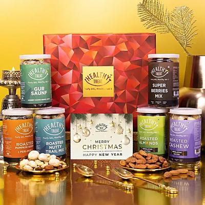Holiday Nut N Berry Treats Hamper