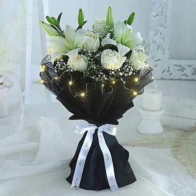 Light of Your Life Rose Bouquet