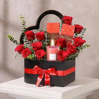 Scarlet Love Bloom Box Gift