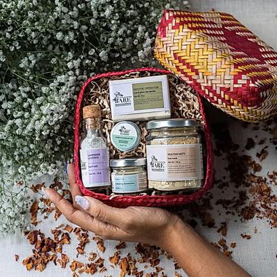 Sustainable Skincare Essentials for Her